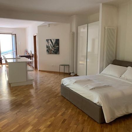 Апартаменти Loft Del Pratello Болонья Екстер'єр фото