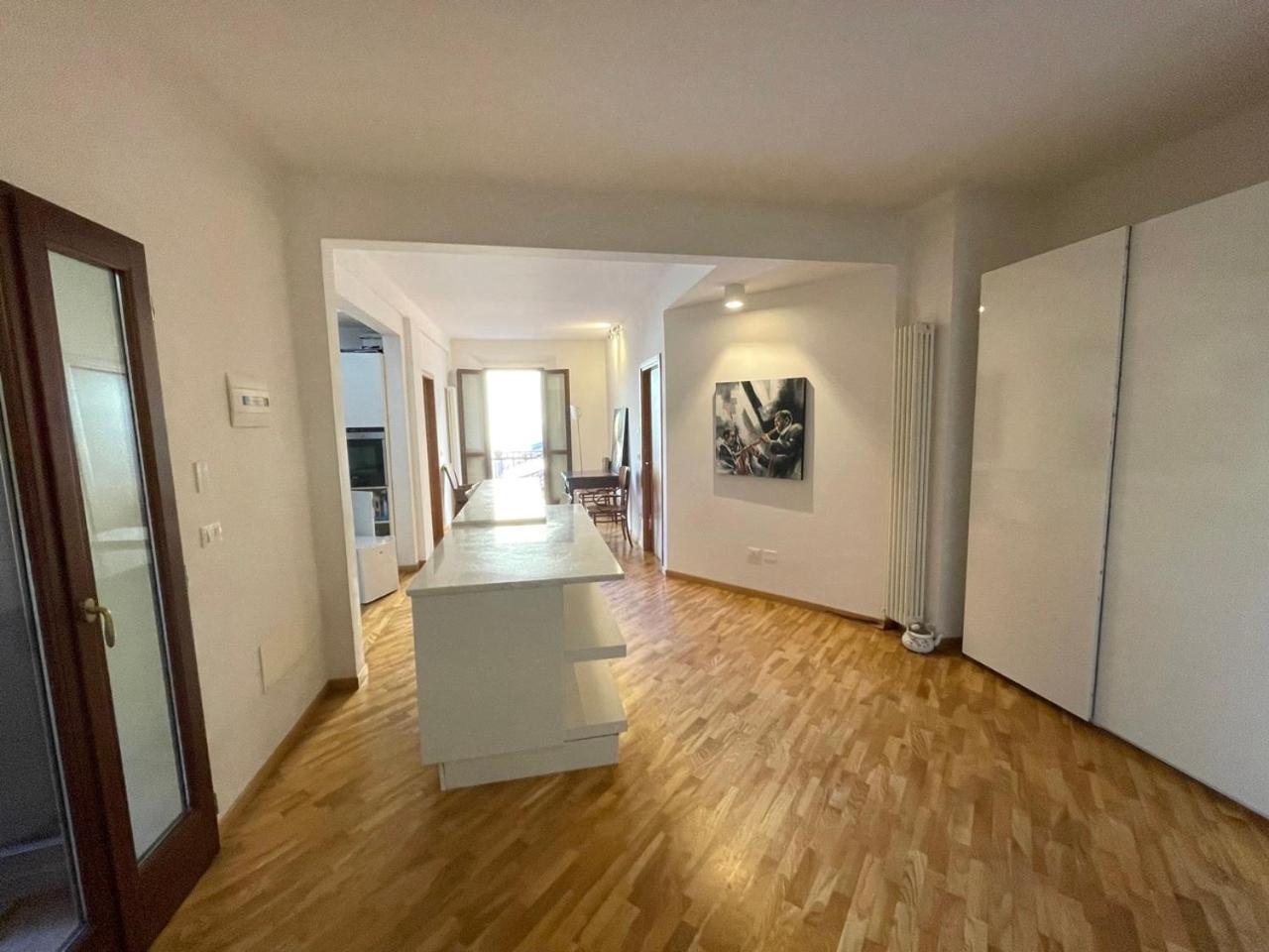 Апартаменти Loft Del Pratello Болонья Екстер'єр фото
