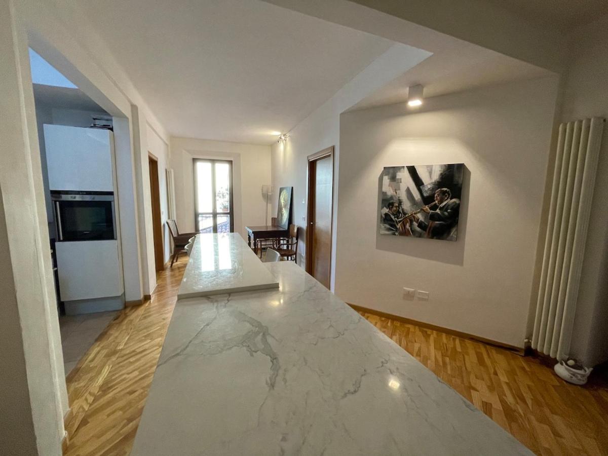 Апартаменти Loft Del Pratello Болонья Екстер'єр фото